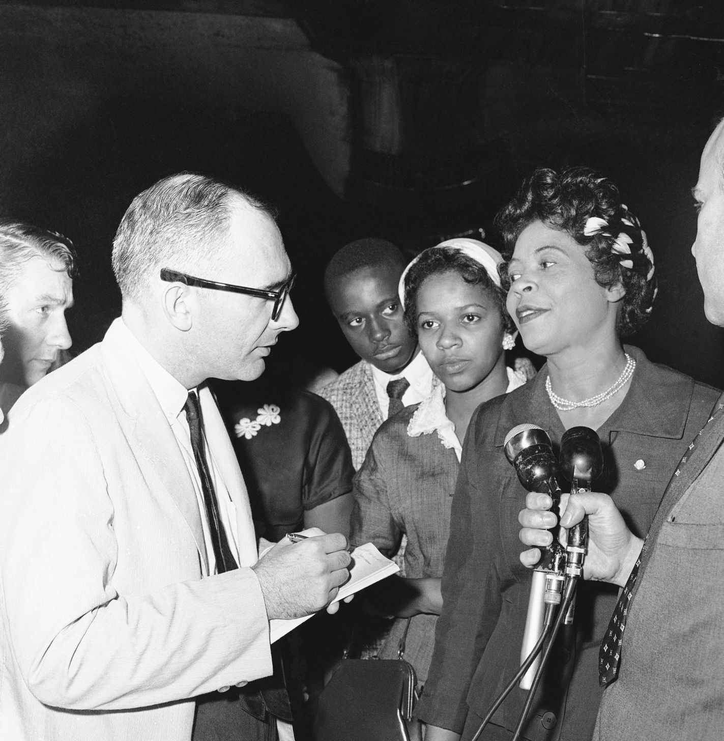 1958: Schools Busing